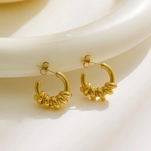 NEW💎18K Gold Plated Twisted Hoop Earrings - Picture 1 of 4